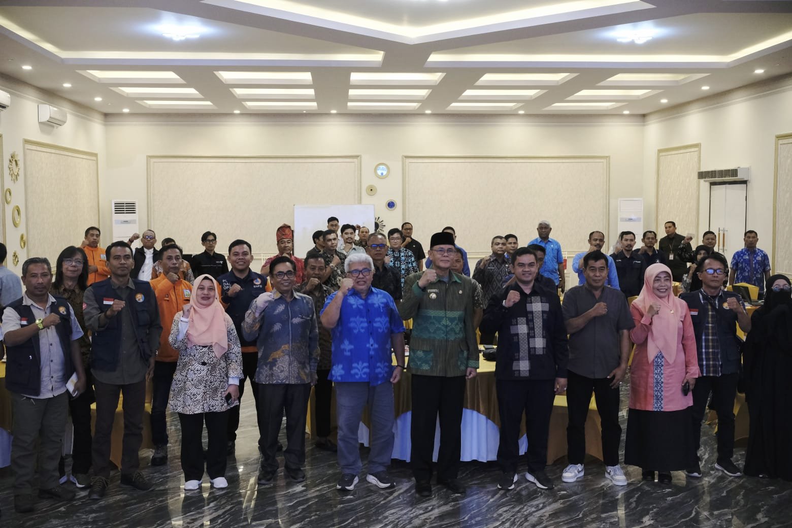 Bupati Sumbawa Tekankan Ketangguhan Pulau Kecil Jadi Tanggungjawab Bersama